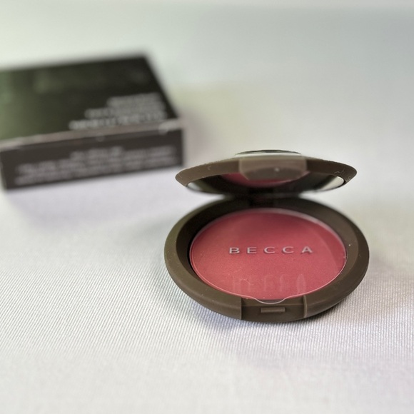 NIB Becca Mineral Blush-Full Size - Nightingale - Picture 1 of 7